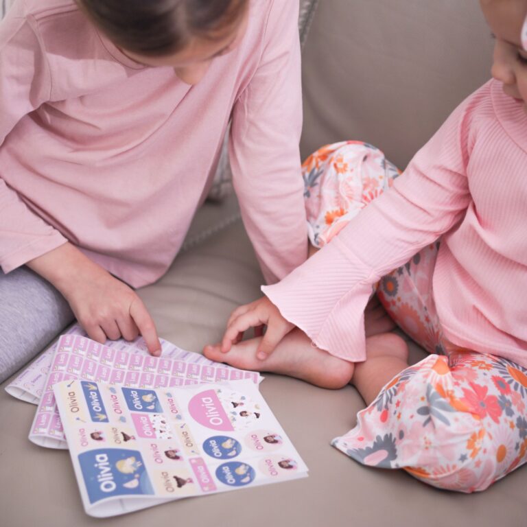 Store navnelapper med Fantus & Fantorangen