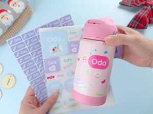 navnelapper, store navnelapper og barneflaske med navn