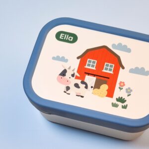 Matboks med bondegårdsmotiv og navn